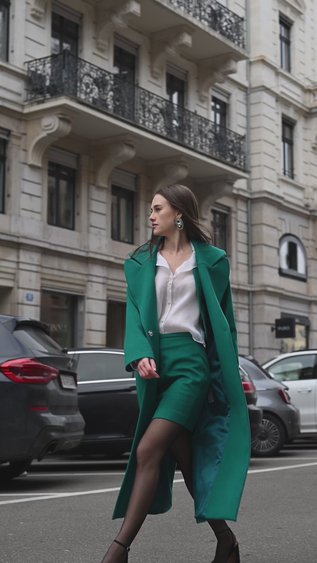 The Green Vest and Skirt Set in Cashmere Wool - Lola Tong